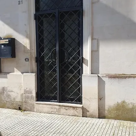 Alfonso Carafa 21/a *